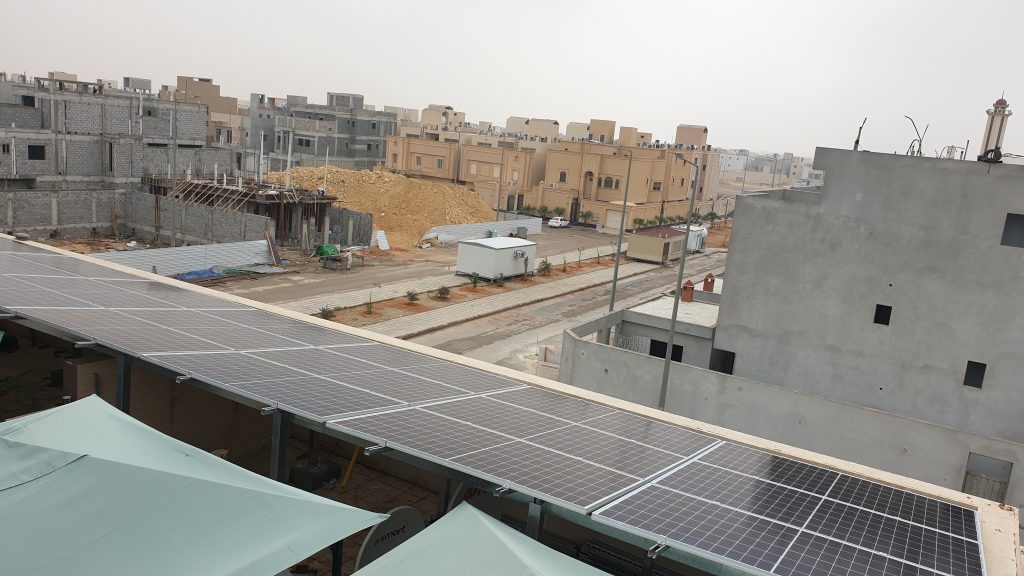 A project to install solar energy in one of the villas (Riyadh ...)
